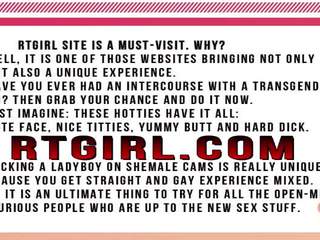 Καναδέζικο ξανθός/ιά τρανς κορίτσι σε μαύρος/η ζαρτιέρες τραβώντας μαλακία μακριά από αυτήν ψωλή επί web κάμερα
